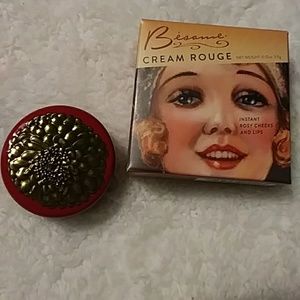 Besame Cream Rouge in Apricot